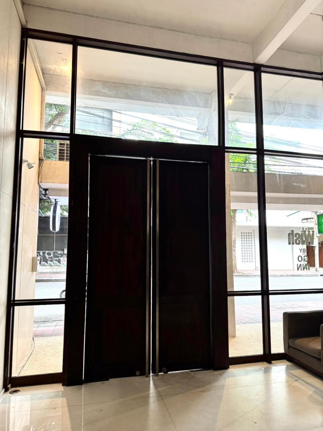 Wish Inn Silom - วิช อินน์ สีลม X Bangkok Exterior photo